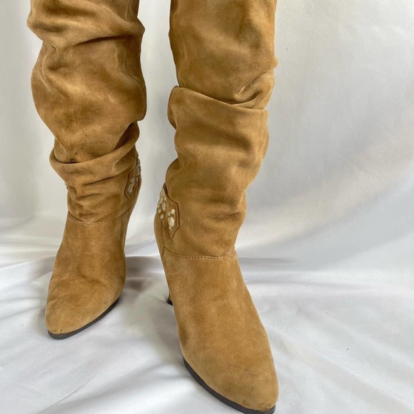 Vintage Tan Diesel Heeled Cowboy Boots with Shell Detailing Size 6 - Picture 3 of 4